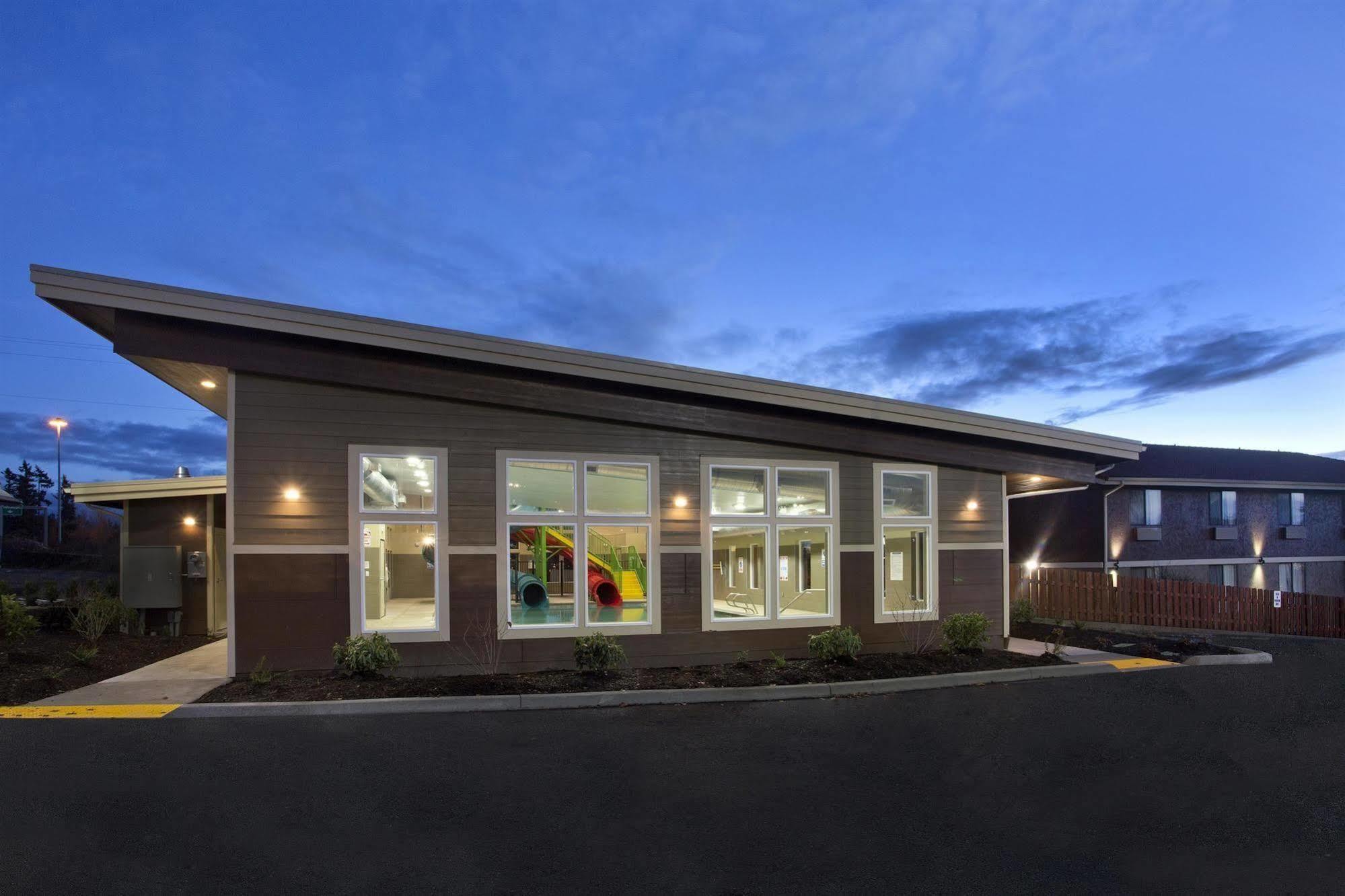 Red Lion Inn And Suites Federal Way Exterior foto